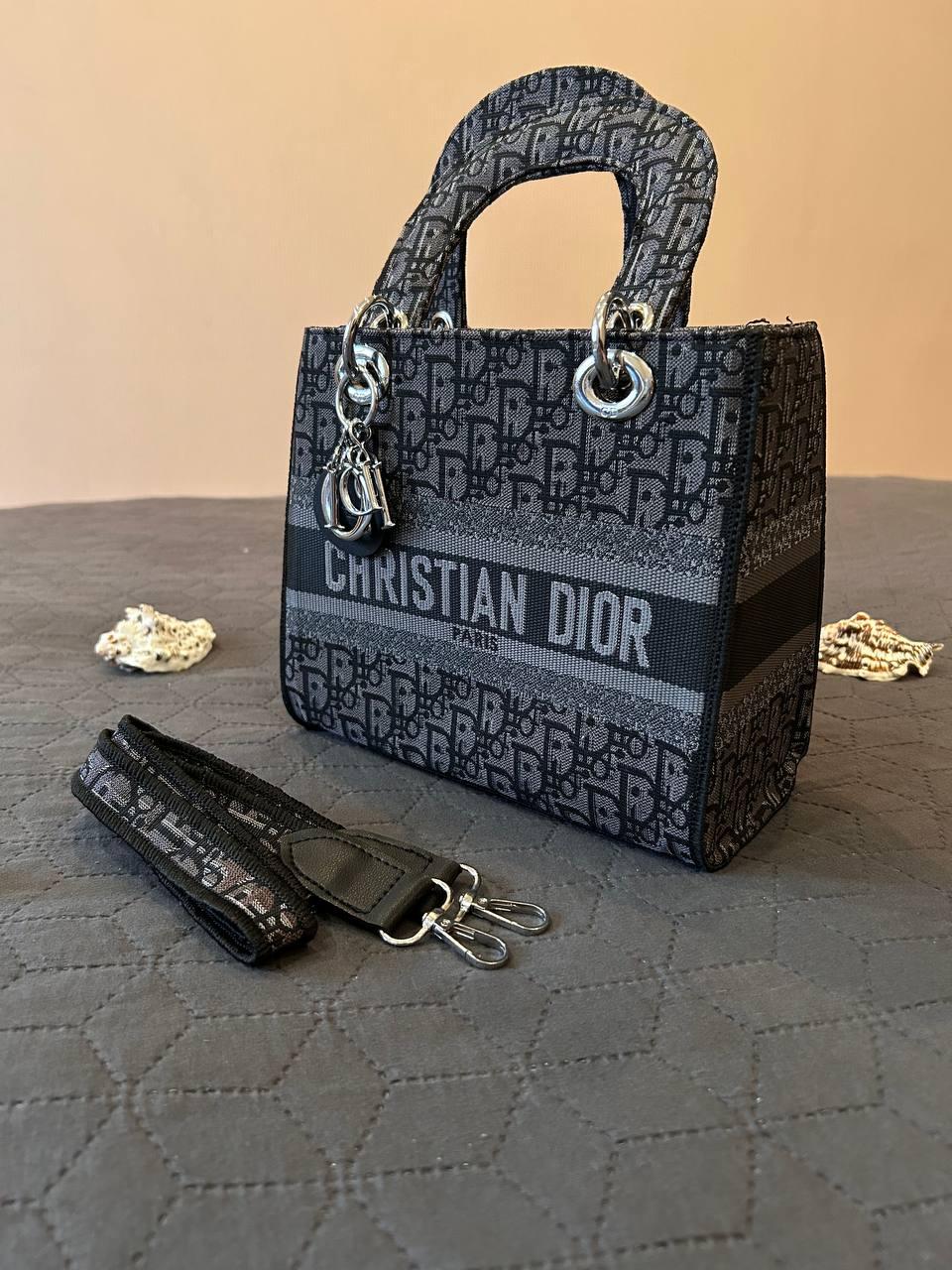 Жіноча подарункова сумка Christian Dior Lady D-Lite Black (чорна) стильна текстильна з написом S101 vkross, фото 1