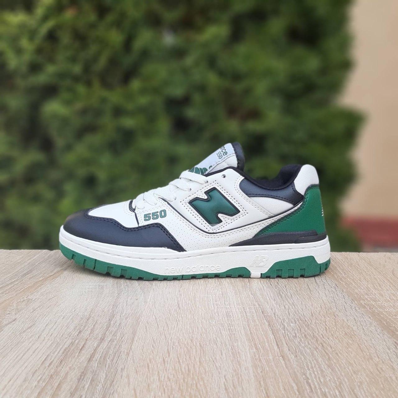 Чоловічі демісезонні кросівки New Balance 550 (біло-зелені) спортивні стильні кроси 11197 Нью Беленс vkross