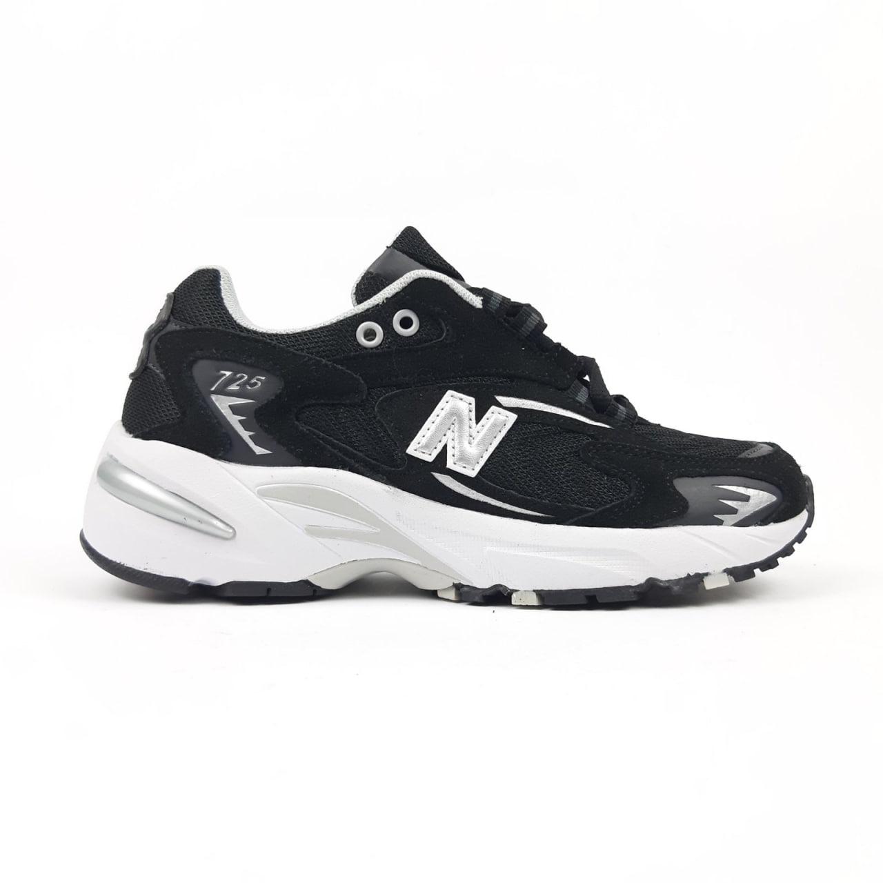 Жіночі демісезонні кросівки New Balance 725 (чорно-білі) спортивні стильні кроси 20912 Нью Беленс vkross
