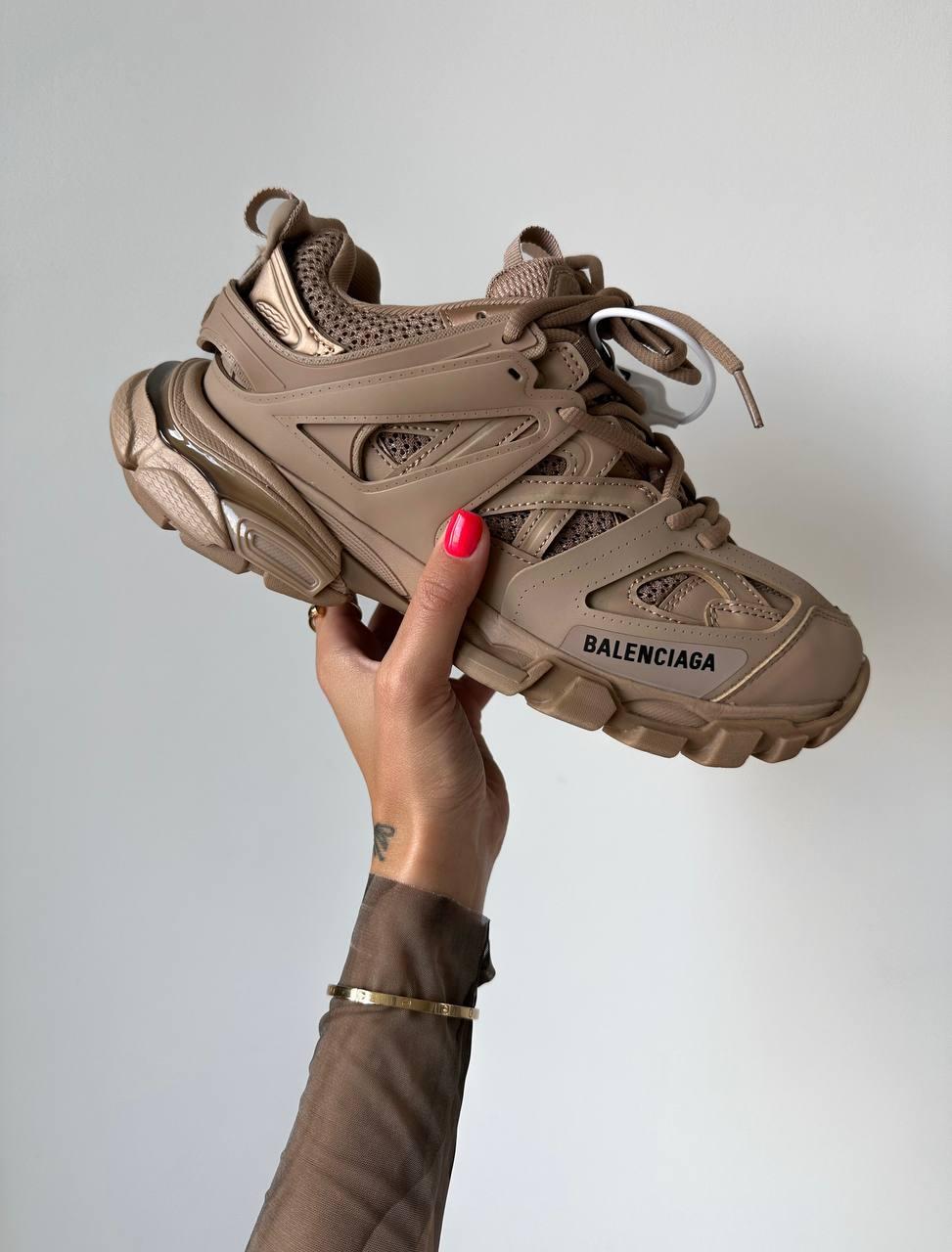 Жіночі кросівки Balenciaga Track "Full Beige" (бежеві) модні демісезонні кросівки 9547 Баленсіага vkross