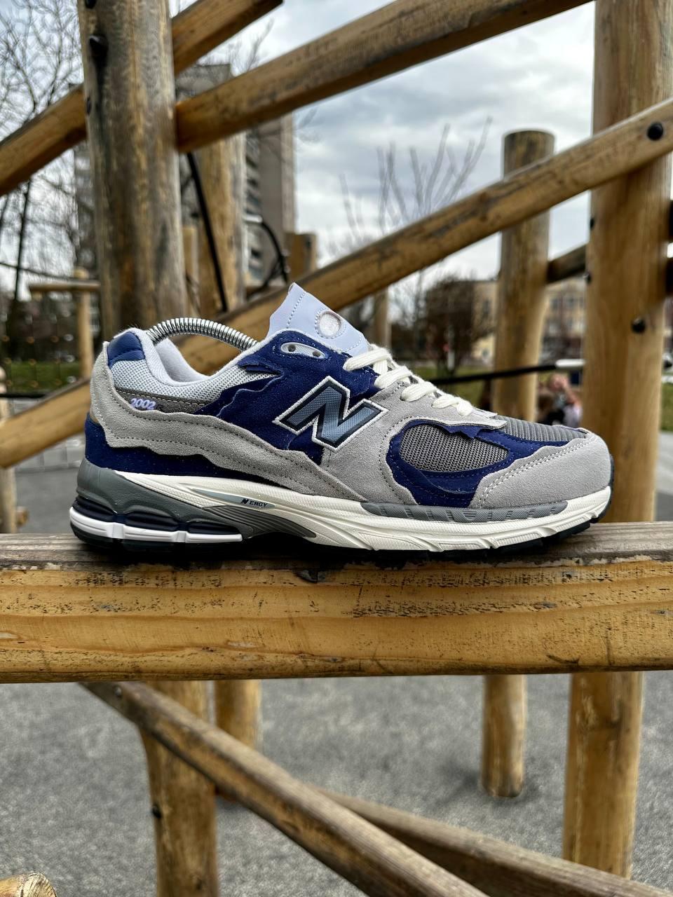 Чоловічі демісезонні кросівки New Balance 2002R (світло-сірі) спортивні стильні кроси 467-3 Нью Беленс vkross