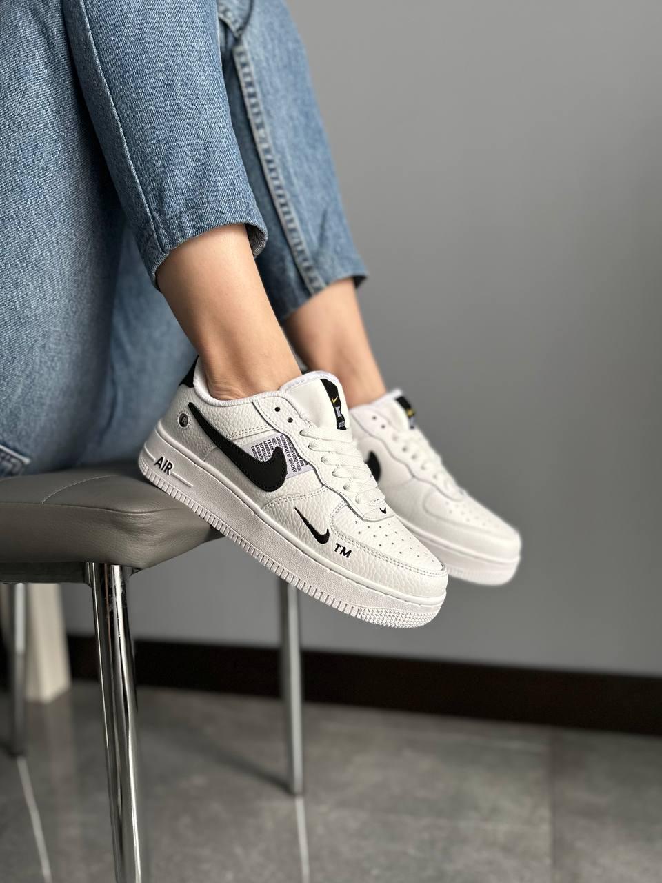 Чоловічі кросівки Nike Air Force 1 White/black (біло-чорні) низькі стильні кросівки 060 Найк vkross