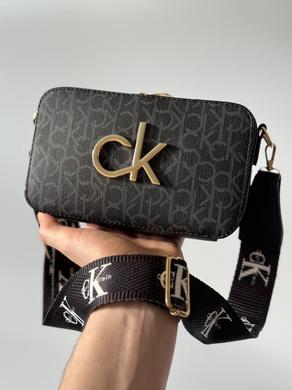 Жіноча сумка Calvin Klein Snapshot Black (чорна) компактна з логотипом S145 vkross, фото 1