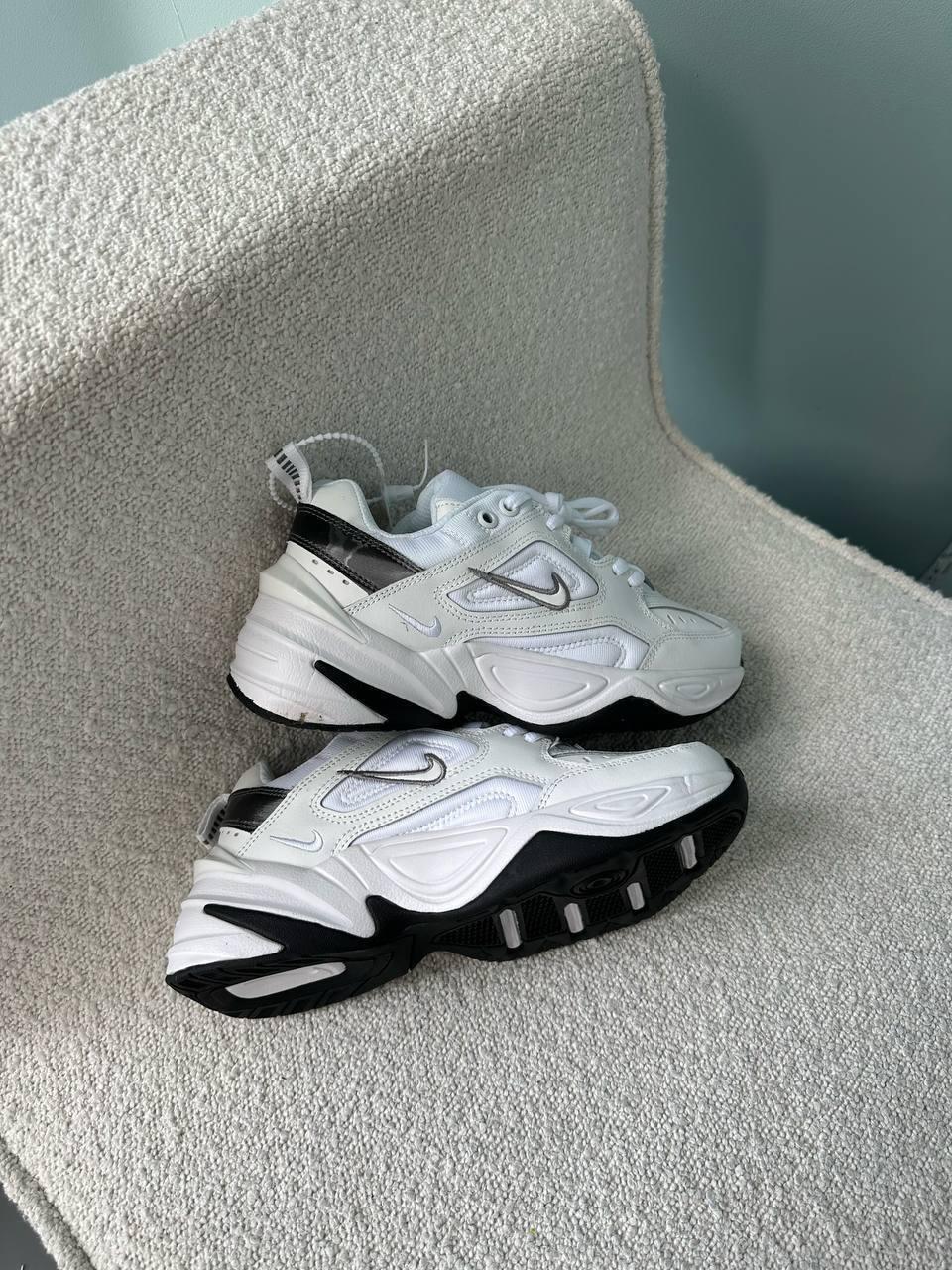 Чоловічі кросівки Nike M2K White/Black (біло-чорні) низькі стильні кросівки N0036 Найк vkross