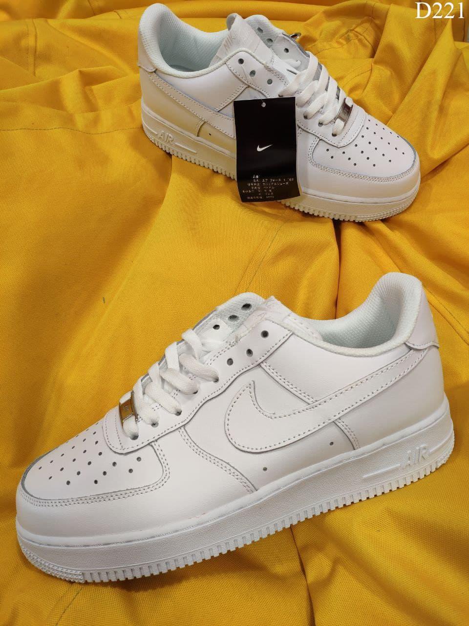 Чоловічі кросівки Nike Air Force Low White (білі) низькі стильні кросівки D221 Найк vkross