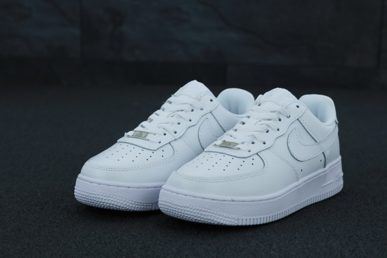 Женские кроссовки Nike Air Force 1 Low, кожа, белый, Вьетнам Найк Еір форс шкіряні білі - фото 1 - id-p2179211317