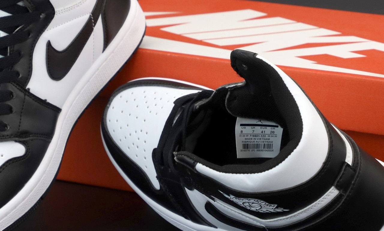 Мужские кроссовки Nike Air Jordan 1 Retro High, кожа, черно-белый, Вьетнам Найк Еір Джордан Ретро Хай - фото 6 - id-p2179211331