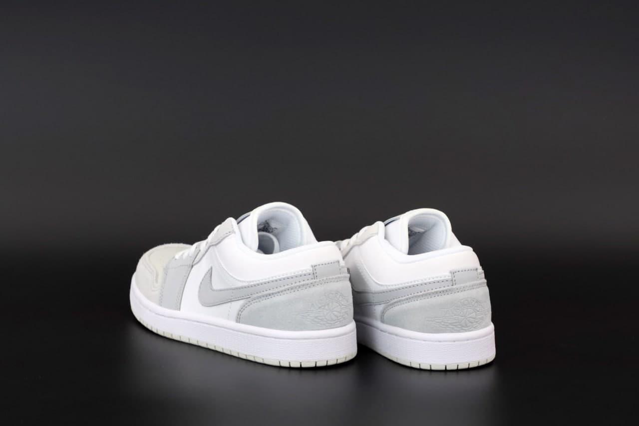 Женские кроссовки Nike Air Jordan 1 Retro Low, Найк Эир Джордан 1 ретро лов белые с серым - фото 5 - id-p2179229984