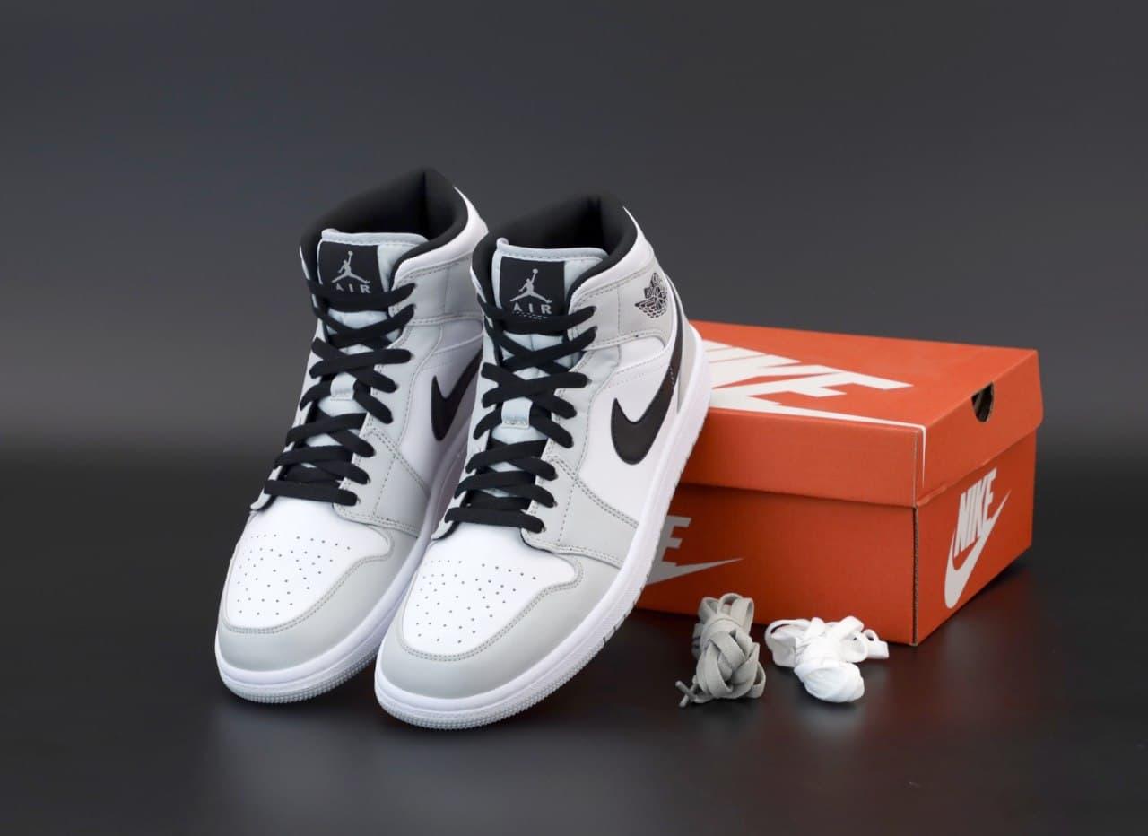 Женские кроссовки Nike Air Jordan 1 Retro High, Найк Еір Джордан (Джордани), білі з сірим - фото 8 - id-p2179251001