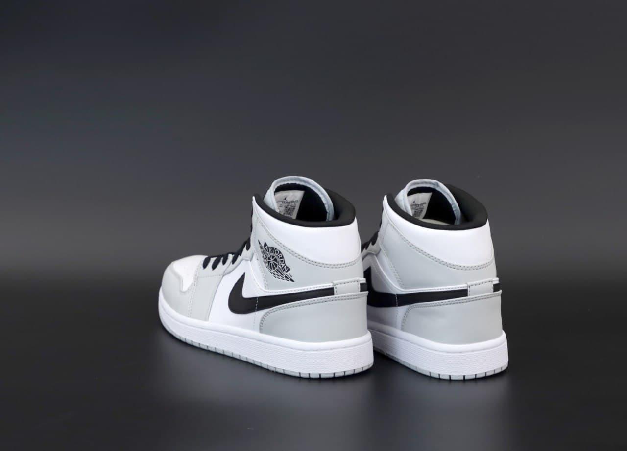 Женские кроссовки Nike Air Jordan 1 Retro High, Найк Еір Джордан (Джордани), білі з сірим - фото 9 - id-p2179251001
