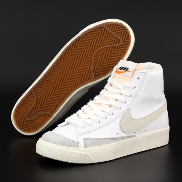 Женские кроссовки Nike Blazer Mid, белый, серый, Индонезия 37 - фото 1 - id-p2179251158