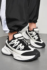 Кросівки жіночі чорно-білого кольору на шнурівці 178102P