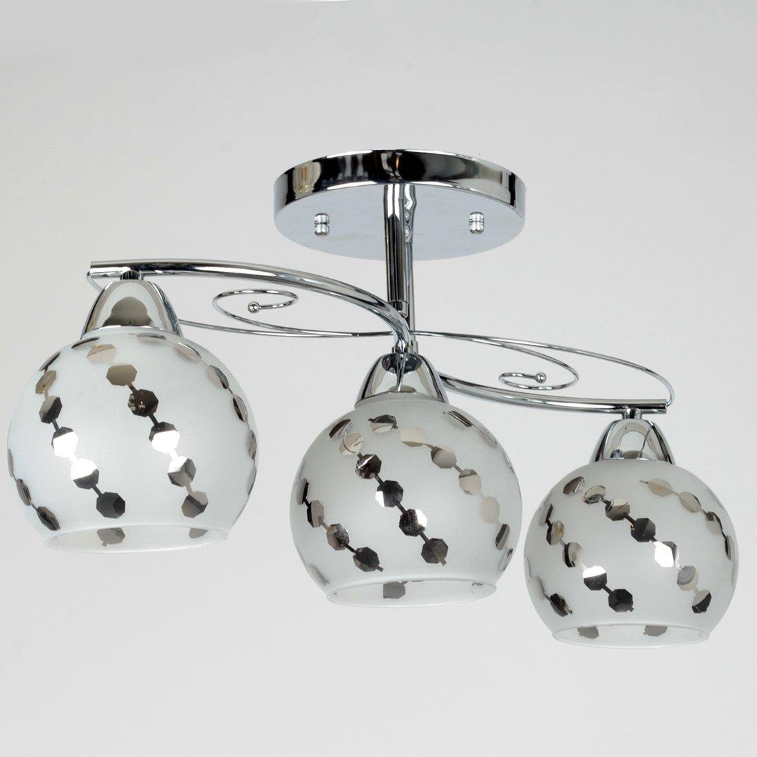 Люстра стельова на три плафони