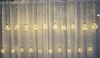 Гирлянда штора (RD9013) 400 лампочек, 20 шариков 8 см, ширина 6 метров,220v Белый