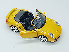 Машинка Автосвітло "Porsche 911 Turbo Cabriolet" 1:24 жовта AP-1932