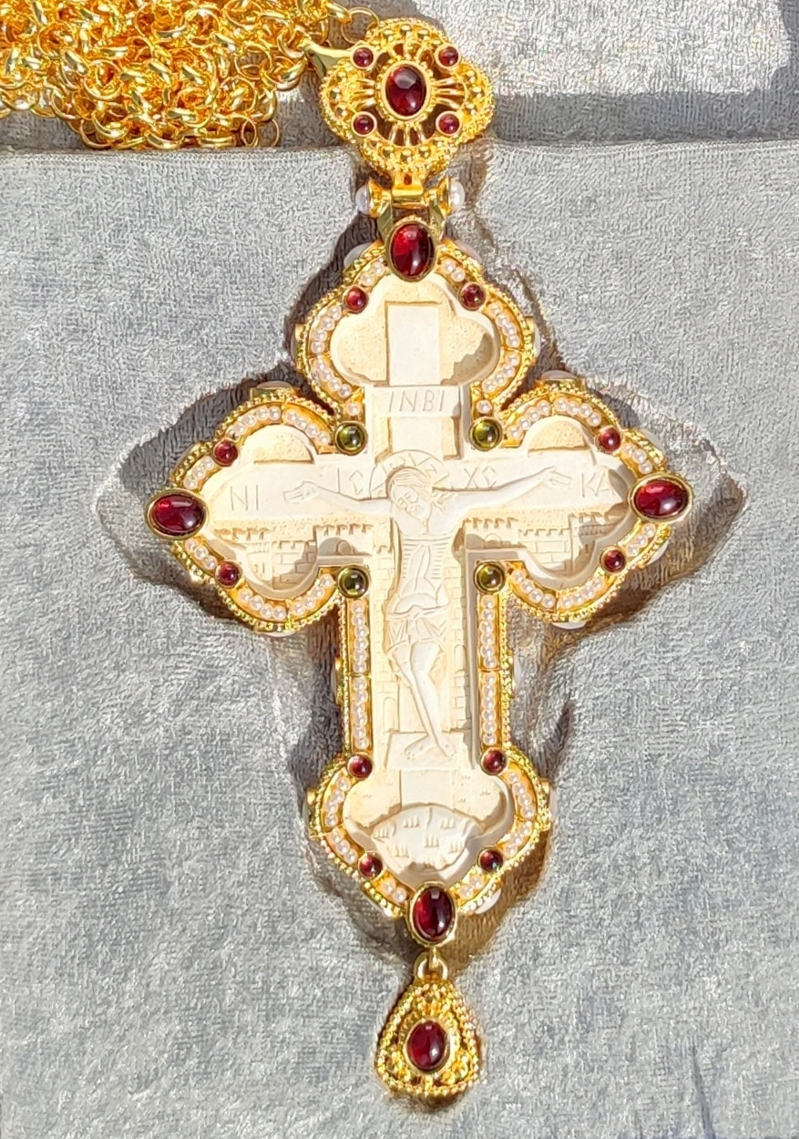 Хрест наперсний наградний з камінням для священика