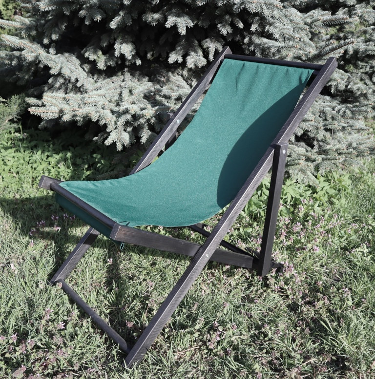 Розкладне дерев’яне крісло шезлонг з тканиною, для дачі, пляжу чи кафе. Колір каркасу: Чорний