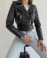 Жіноча укорочена шкіряна куртка косуха на підкладці (чорна); з ременем