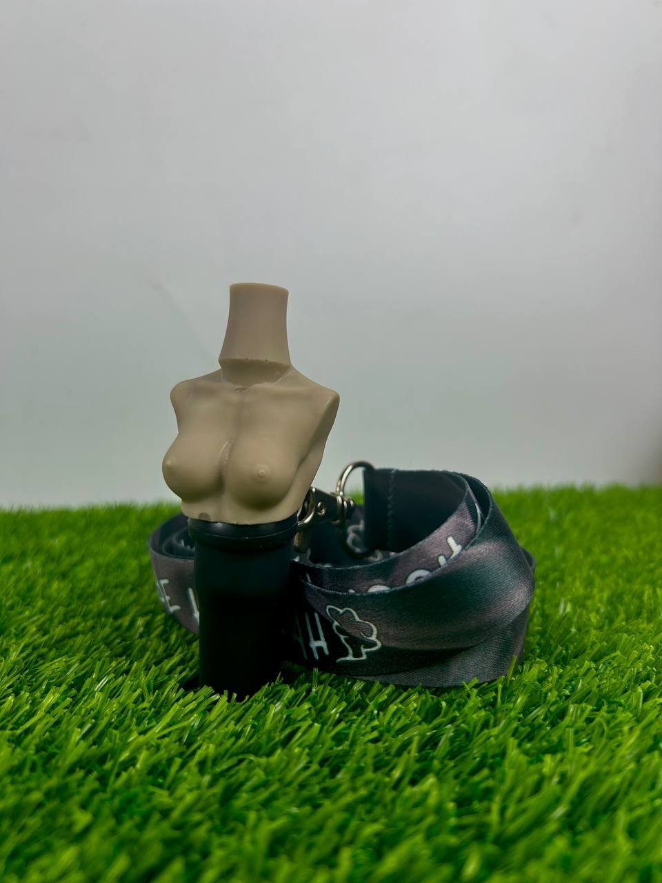 Індивідуальний мундштук "Tits Natural" від Vibe Hookah для кальяну