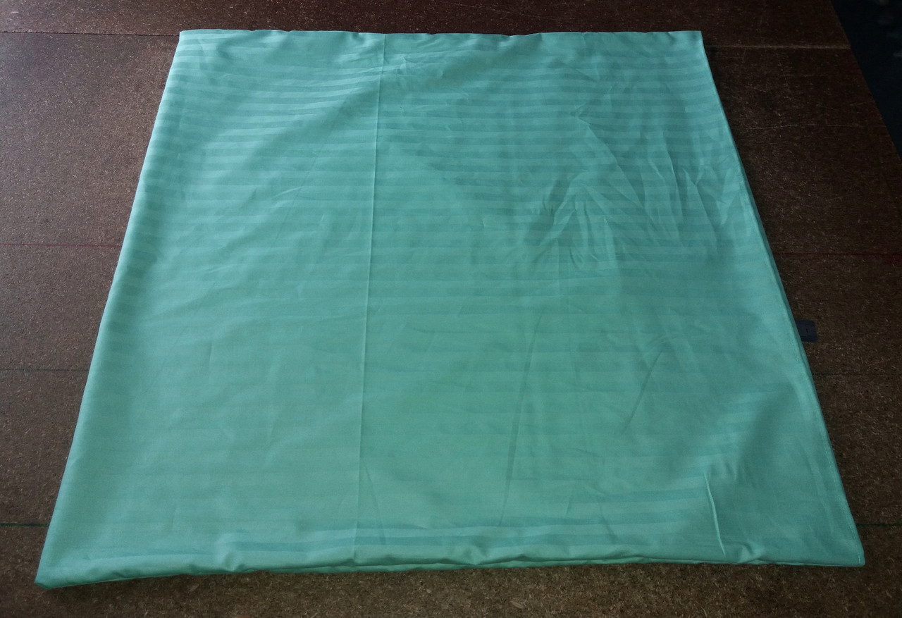 Наволочка 70х70 з страйп-сатину м'ятного кольору