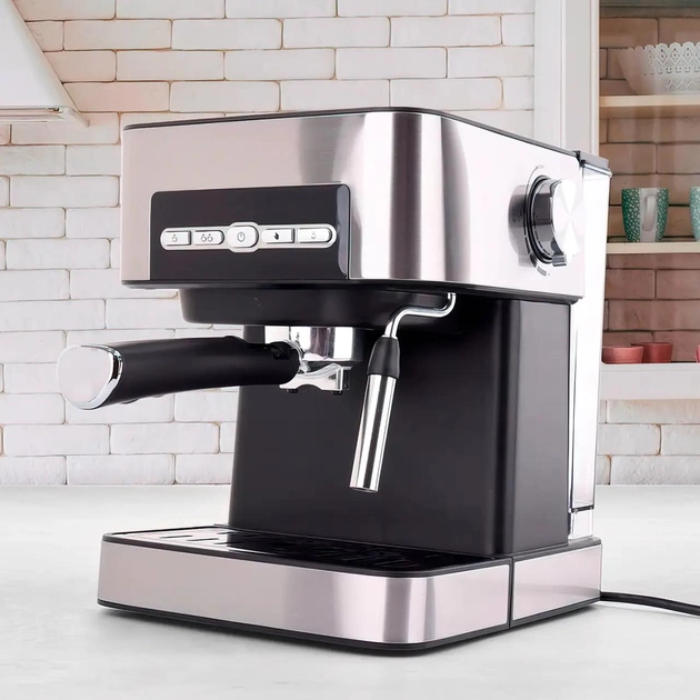 Кавомашина Crownberg CB-1566 з капучинатором напівавтомат 1000 Вт, фото 1