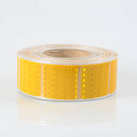 Светоотражающая самоклеящаяся сегментированная лента квадрат Eurs 5х5 см х 5 м Жёлтая (400KDL KP, код: 2603373