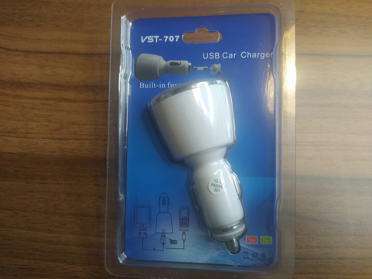 USB-зарядка на 3 гнізда VST-707