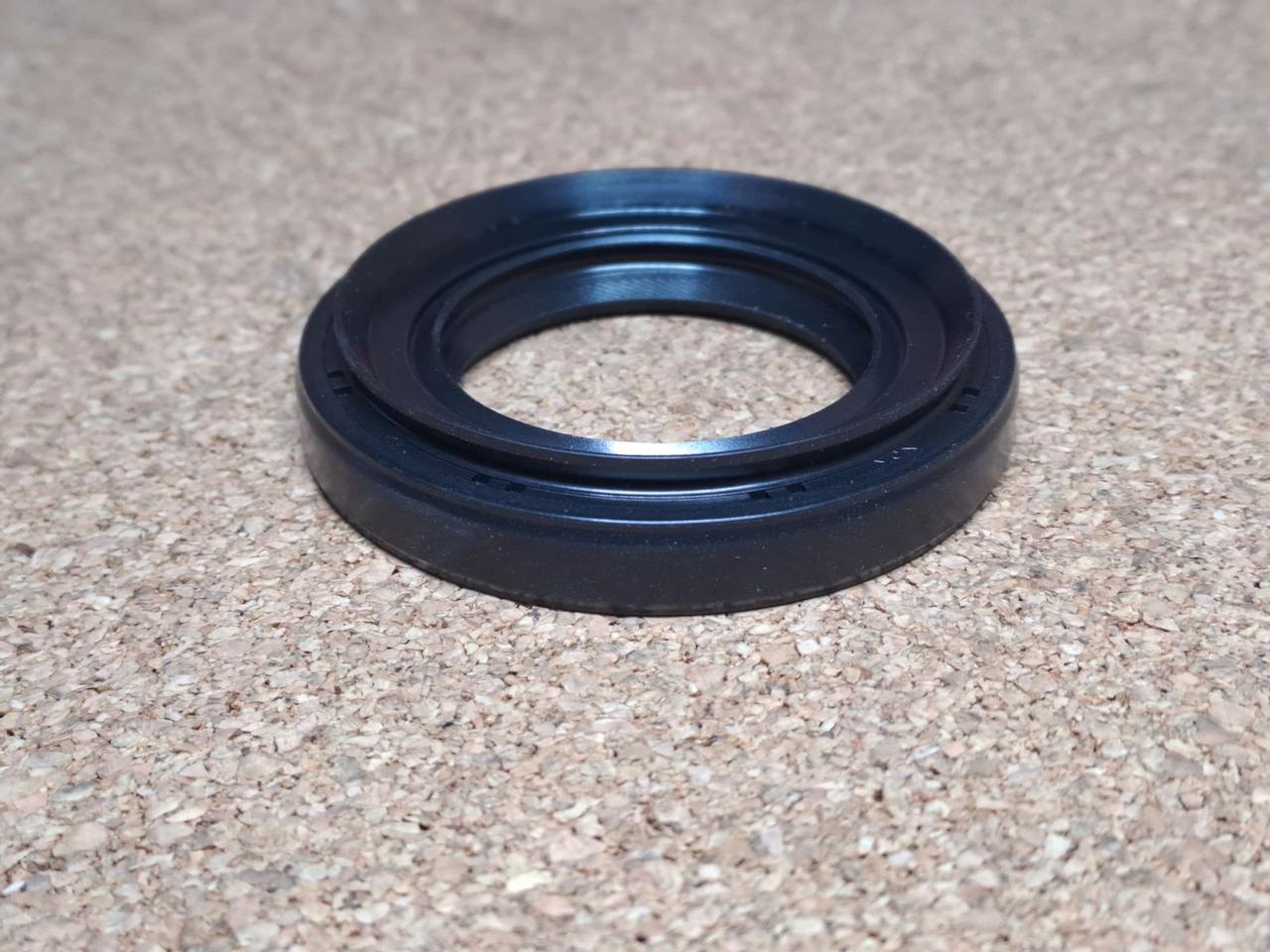 Сальник півосі правий 1,5 BYD F3 Бид Ф3 Бід Ф3, фото 1