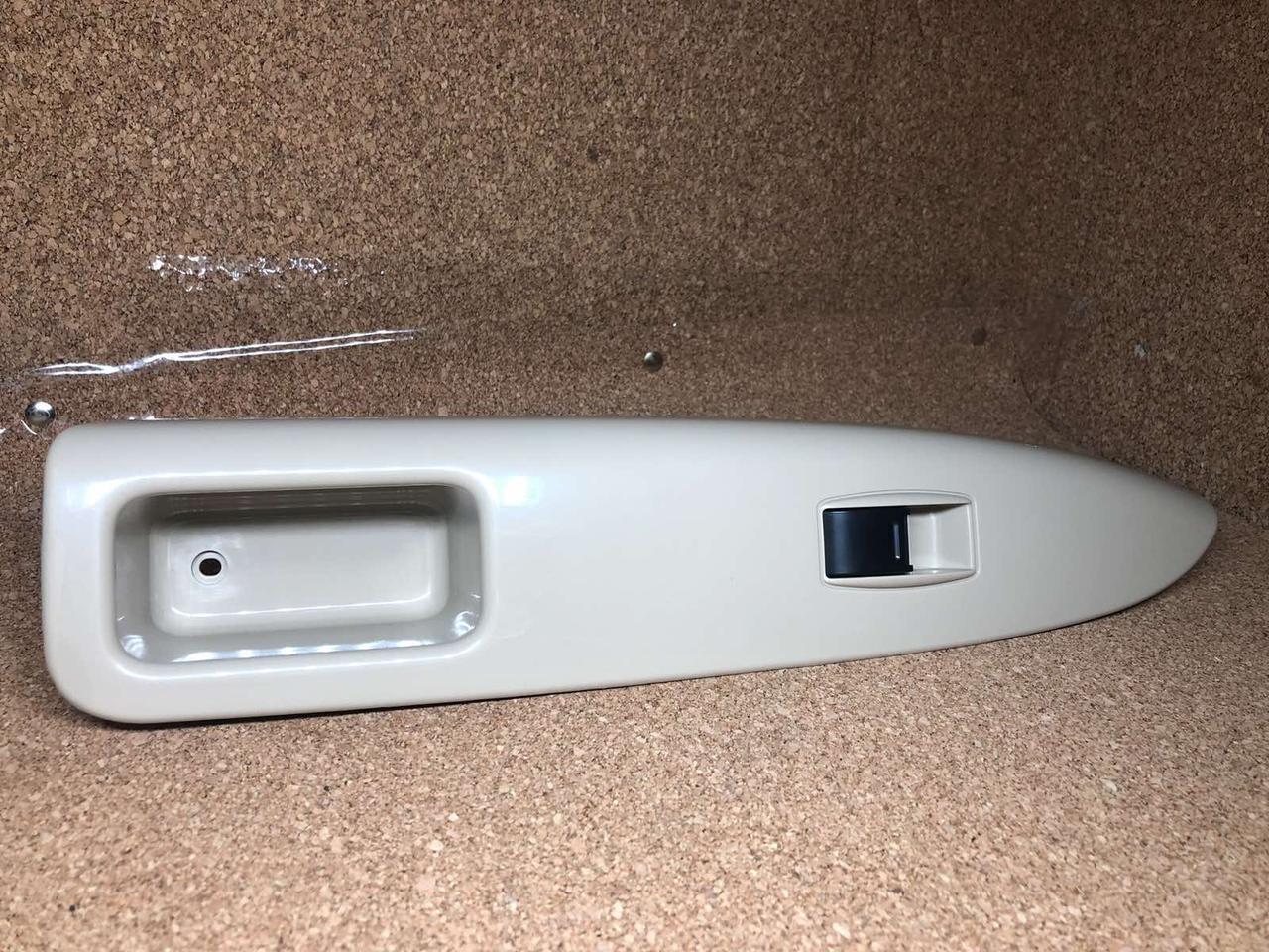 Кнопка склопідіймача на передні праві двері з кнопкою BYD F3, F3R, Бид Ф3, фото 1