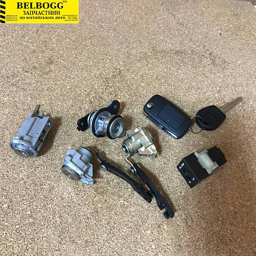 Замок зажигания в сборе комплект ключей и личинок Chery Elara Чери ...