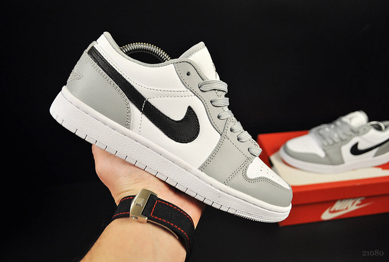 

Женские кроссовки Nike Air Jordan белые с серным Найки весенние, повседневные, модные