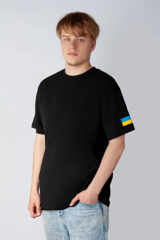 Чоловічі футболки з українською символікою