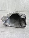 Кронштейн коробки Volkswagen Passat B5, Audi A4, Пасат Б5, Ауді А4. Лівий. 8D0399113AB., фото 3