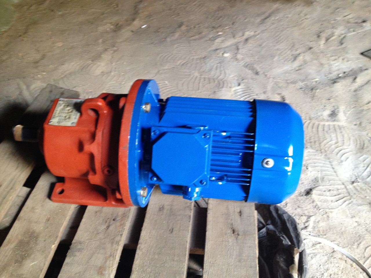 Мотор-редуктор 3МП 25-3,5 планетарний триступінчатий, редуктор  4МП 25-3,5 планетарний, фото 1