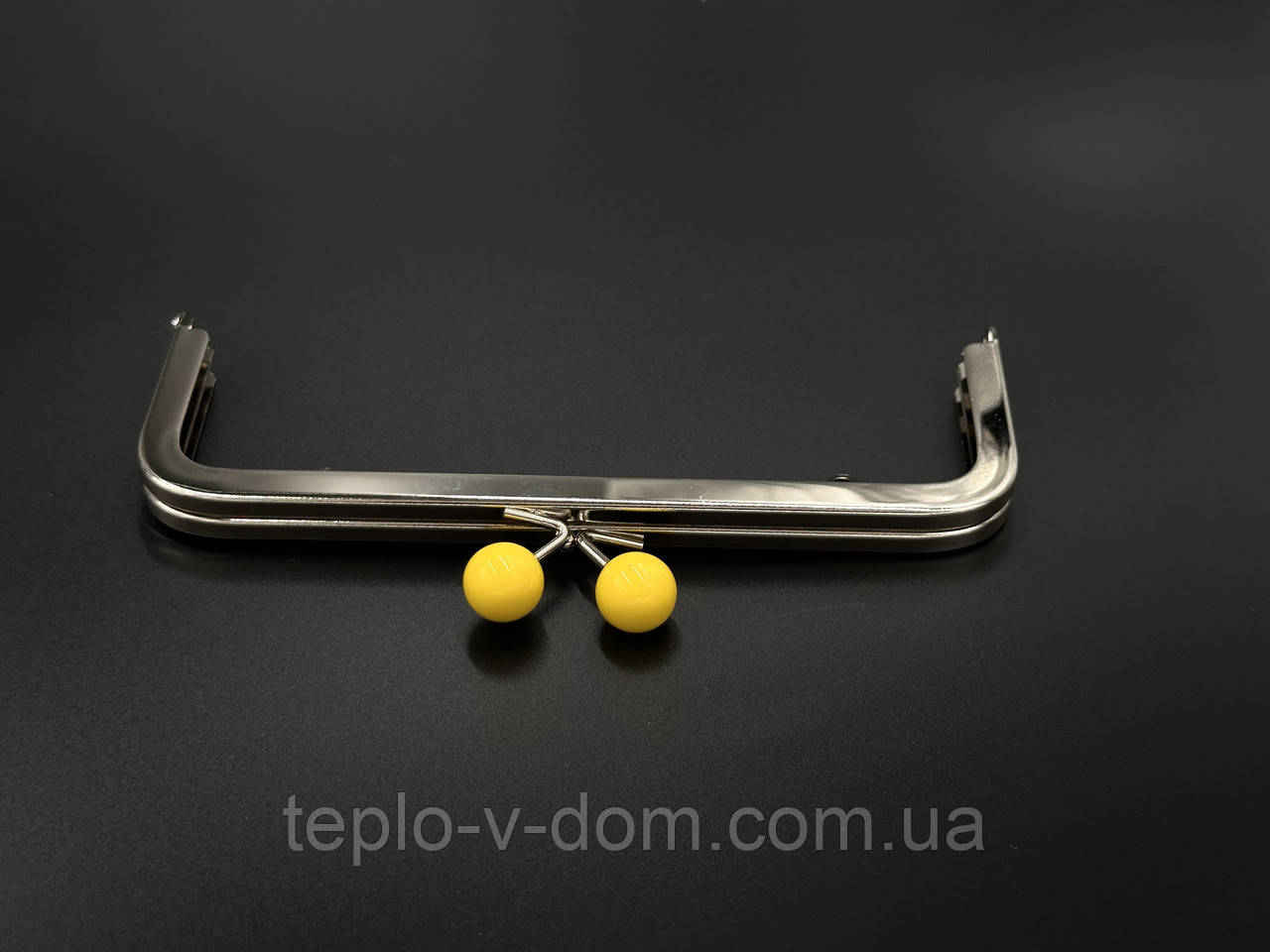 Фермуар. Колір "срібло". 17,5 см