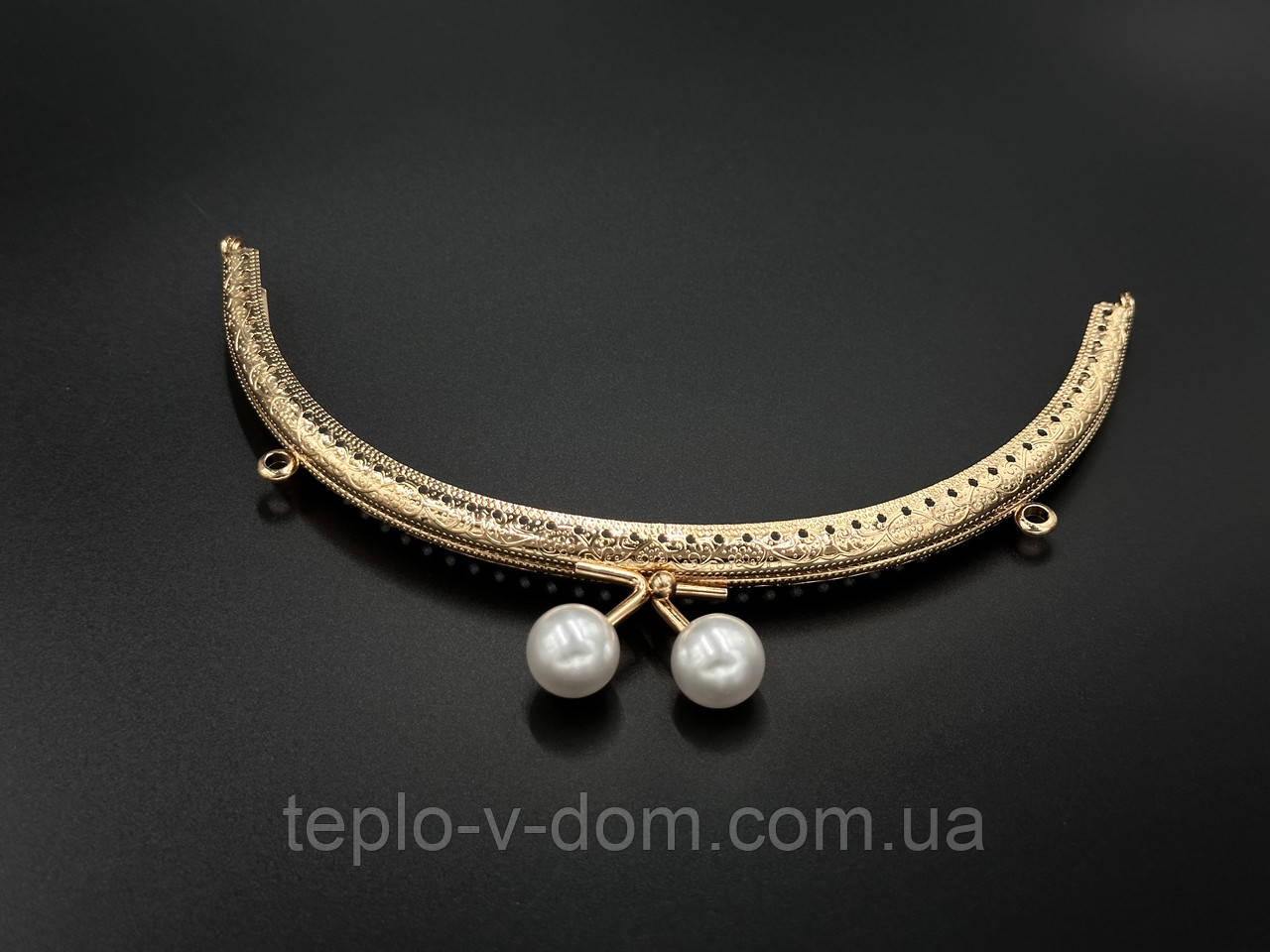 Фермуар. Колір "золото". 18 см.