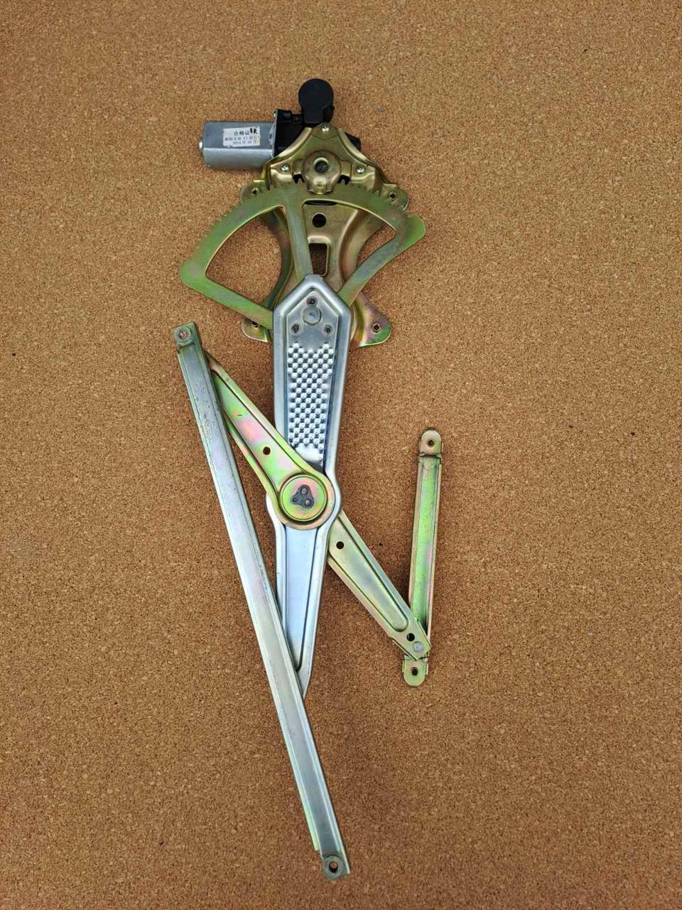 Склопідіймач передній правий в сборі BYD F3 ,Бид Ф3 ,БідФ3, фото 1