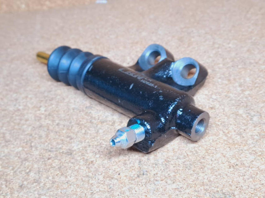 Цилиндр сцепления рабочий 2,4 ZX Landmark Лендмарк Лэндмарк