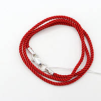 Красный шелковый шнурок с серебряной застежкой. Серебро 925°.