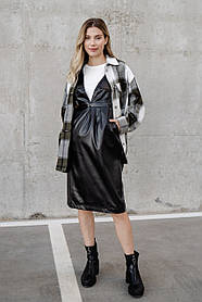 Чорний стильний сарафан з екошкіри для вагітних та годуючих мам 42