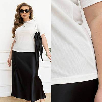 Базова жіноча біла футболка у рубчик ЮР/-2513