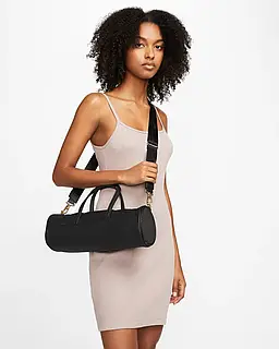 AllOriginal com ua Сумка через плече Nike Nsw Classic Barrel Bag (DQ5812-010) РОЗМІРИ ЗАПИТУЙТЕ