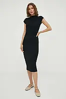 Urbanshop Сукня Samsoe Samsoe колір чорний midi облягаюча розмір: XL