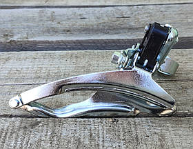 Передній перемикач. Верхня тяга. Перемикач швидкостей на велосипеді. Компаньола.