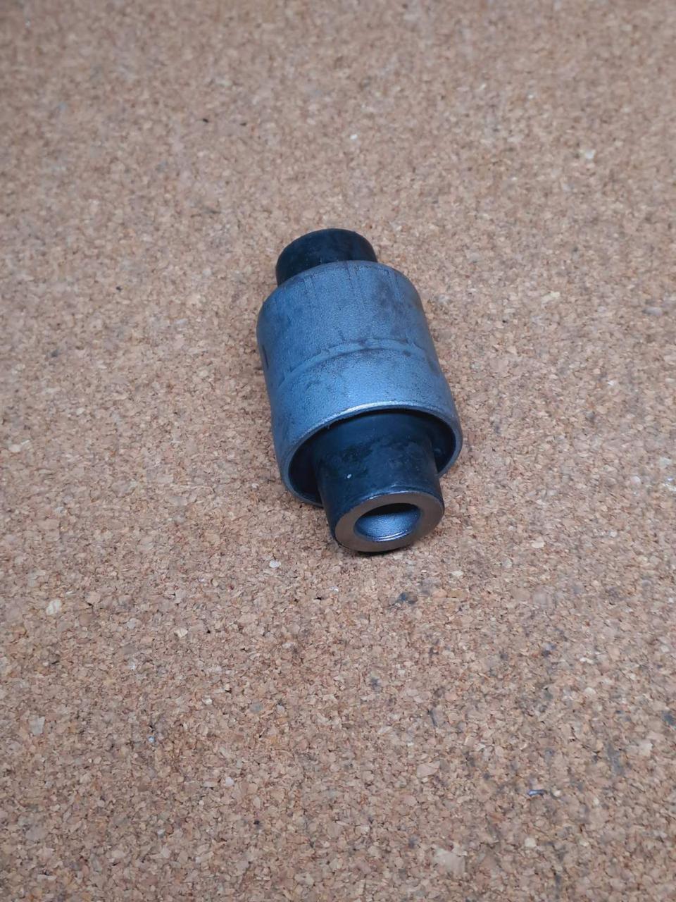 Сайлентблок заднього поперечного нижнього ричага Brilliance Бриллианс Брілліанс Brilliance M1 M2, Бриллианс, Брілліанс М1 М2, фото 1