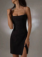 Красивое базовое черное платье с разрезом на запах 42-44 та 44-46