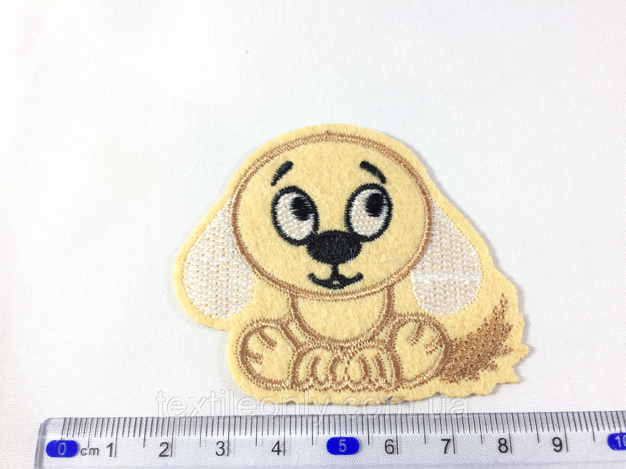 Нашивка собачка 70х57 мм