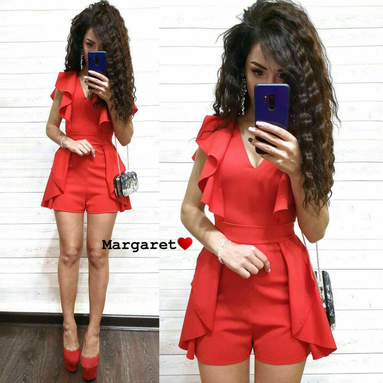 Комбінезон з шортами з декольте та рюшами костюмка, фото 1