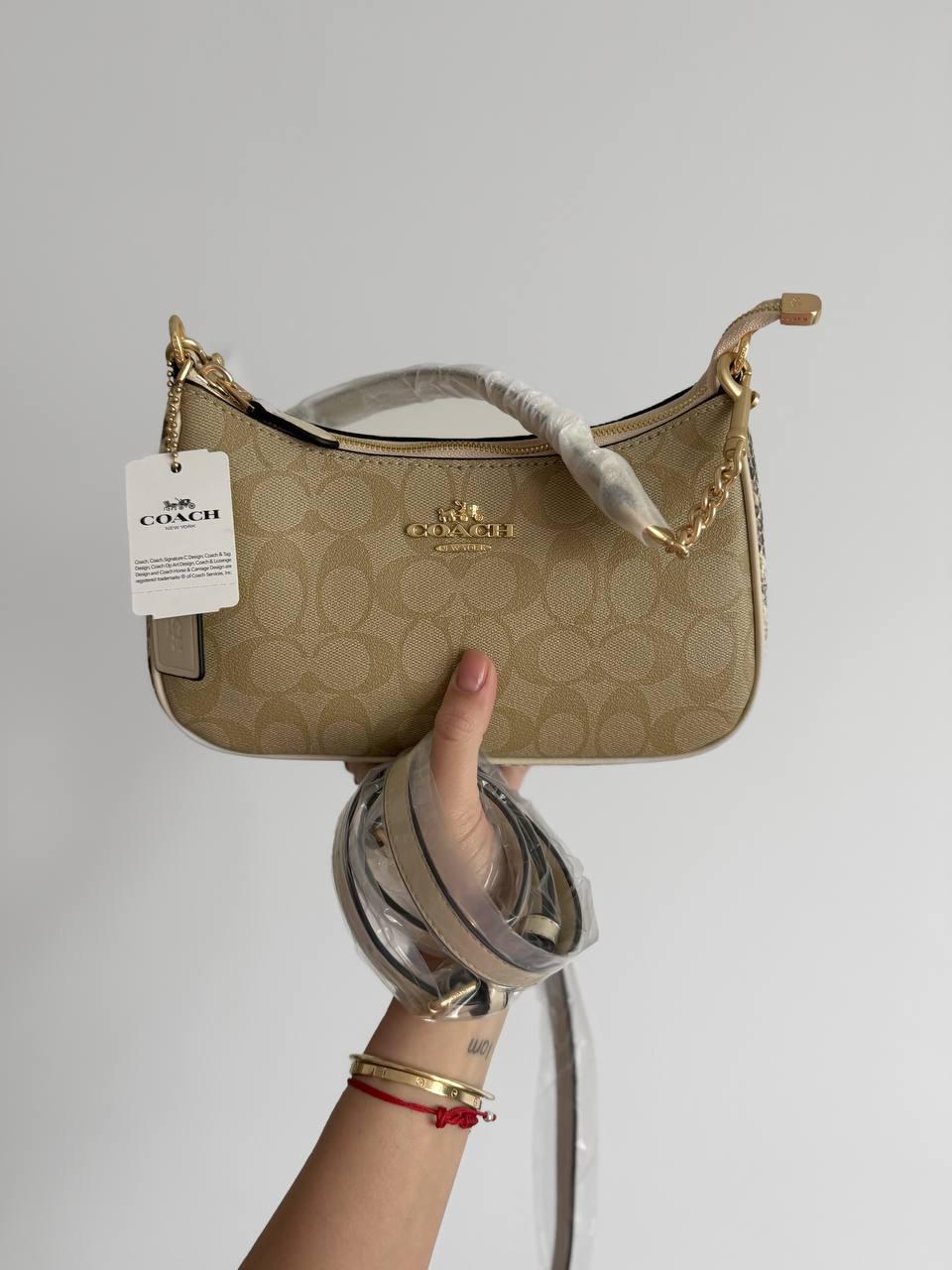 Жіноча сумка Коуч бежева Coach Beige