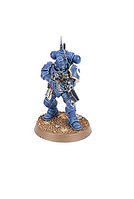 Warhammer 40000 Space Marines Primaris Infiltrators with Bolter Rifle